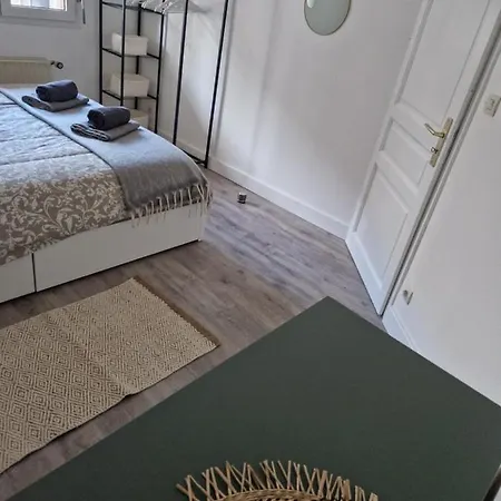 Apartment Antoine, Madamedemconciergerie *